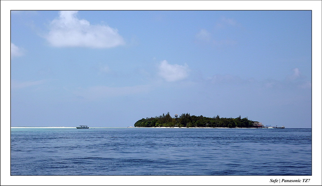 2011 - 08 - Borneo - Mataking 23